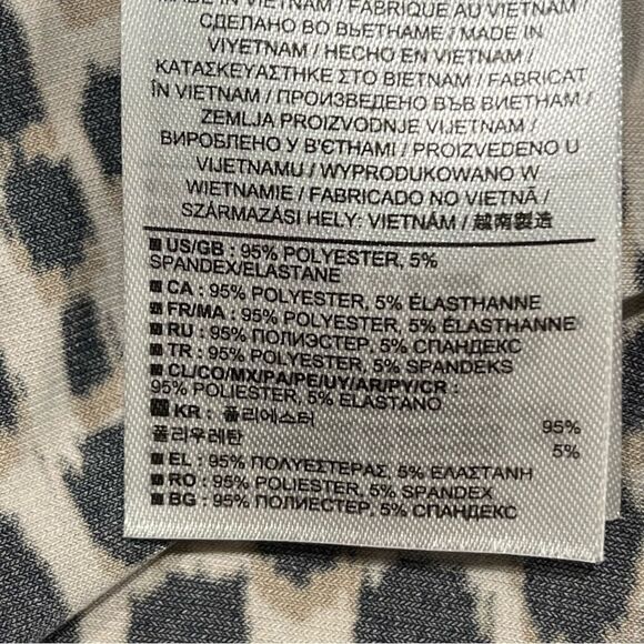 Banana Republic animal print Long sleeve wrap dress - Picture 11 of 14